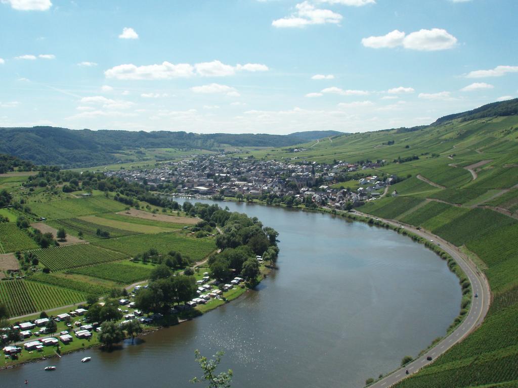 Sch Ne Wohnung In Der Moselregion Kinheim Buitenkant foto